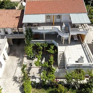 Apartment Rasin, Pakoštane