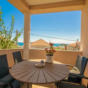 Apartment Petar Maksan, Pakoštane