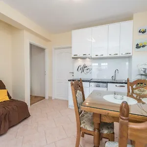 Apartment Zdenka, Pakoštane