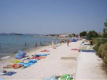 Ferienwohnung Maksan Auf Der Ersten Etage Pakoštane