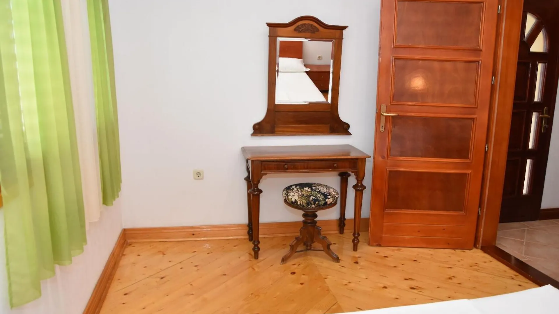Appartamento Ferienwohnung Maksan Auf Der Ersten Etage Pakoštane Croazia